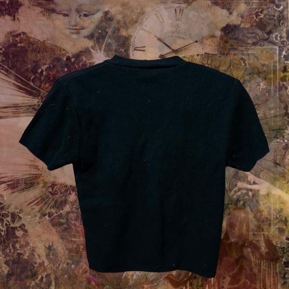 90s black ribbed neck crop top! - Picture 2 of 5